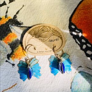 Authentic Laurel Burch Vintage pierced earrings
